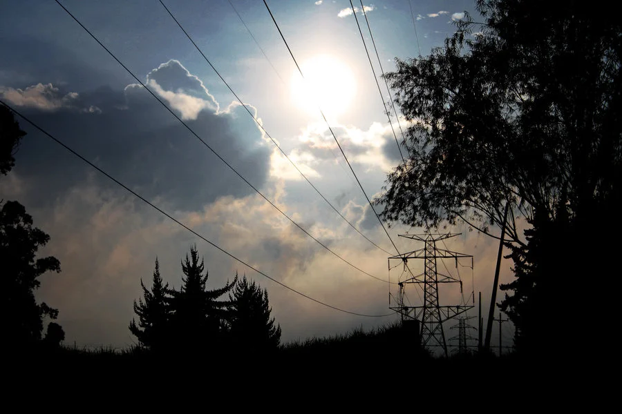 don__t_look_back_into_the_sun__by_saintjacobs-d4fqacl.jpg