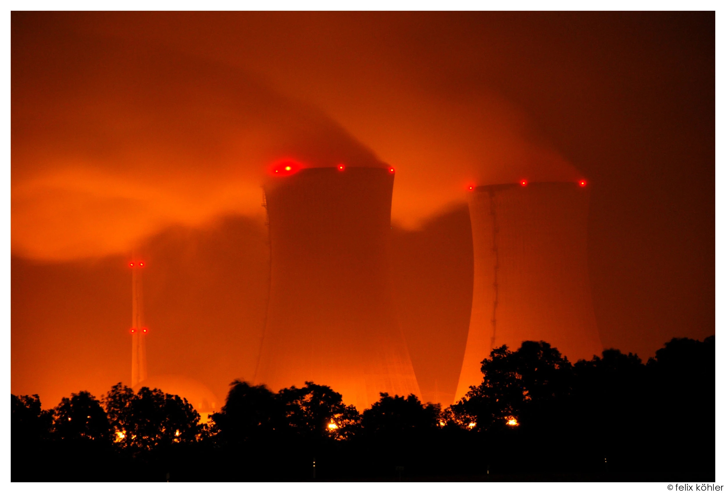 akw___nuclear_power_plant_by_deepbluesheep.jpg