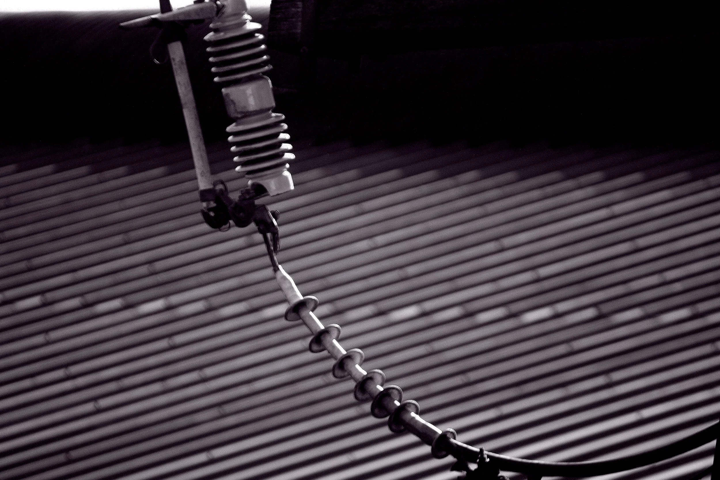 High_voltage_cable_by_Narvesh.jpg