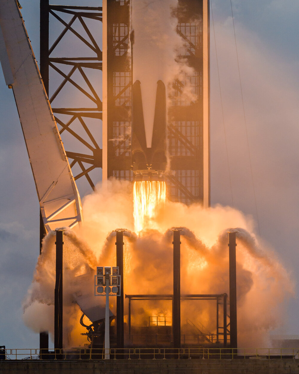 Flame details from the Falcon 9 Merlin engines – Nikon D5, 150mm, 1/4000 sec, f/9, ISO 100 – 1300 ft (395 m) from launch pad.