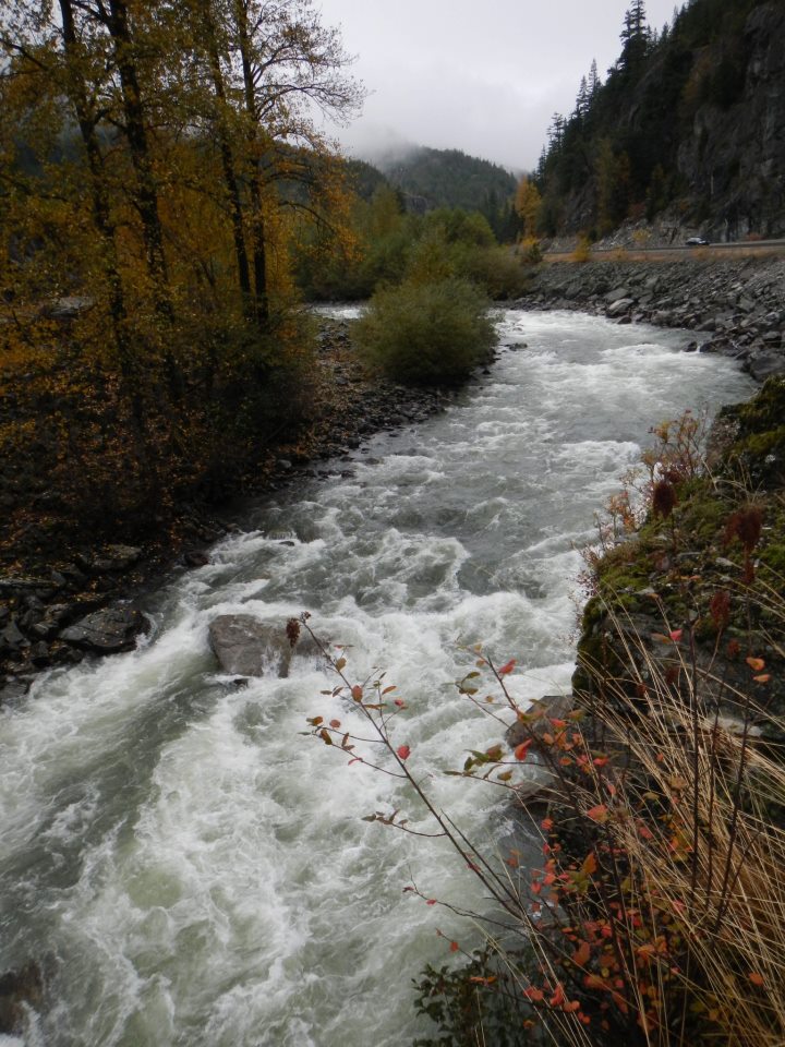  Rushing water 