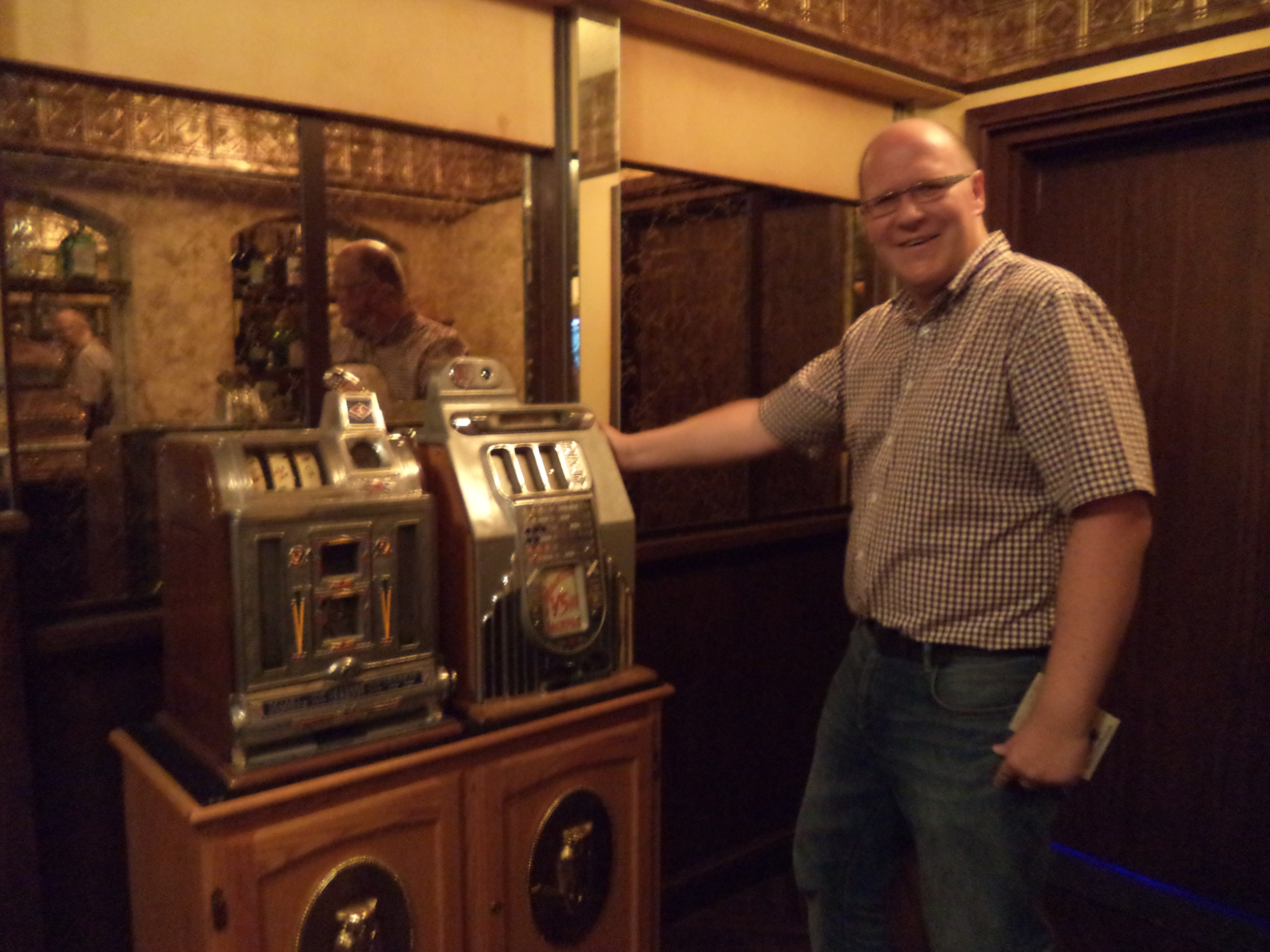  Old Slot machines 