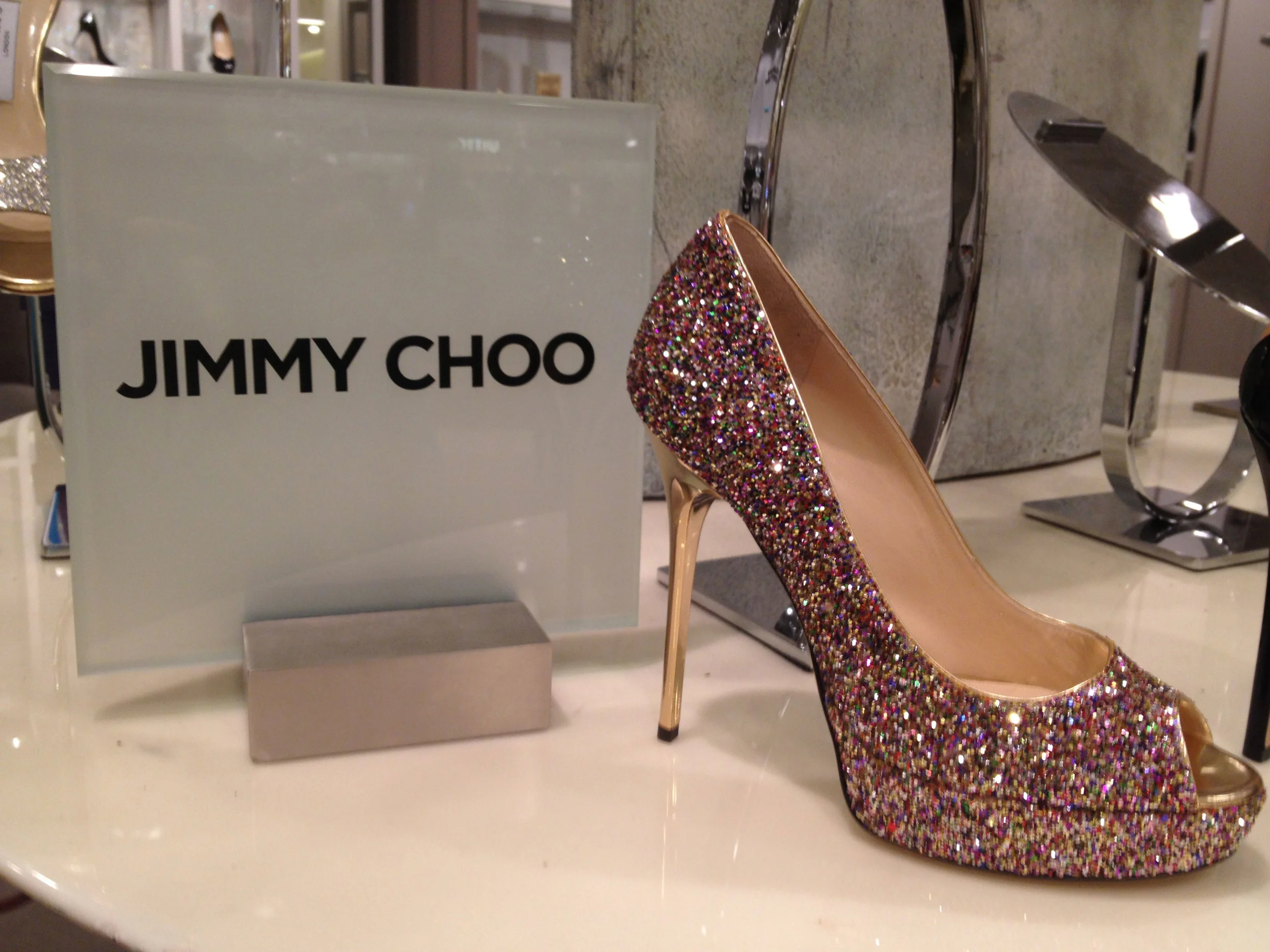Sassy shoes! Glitzy stilettos = a fixture of Southern couture.