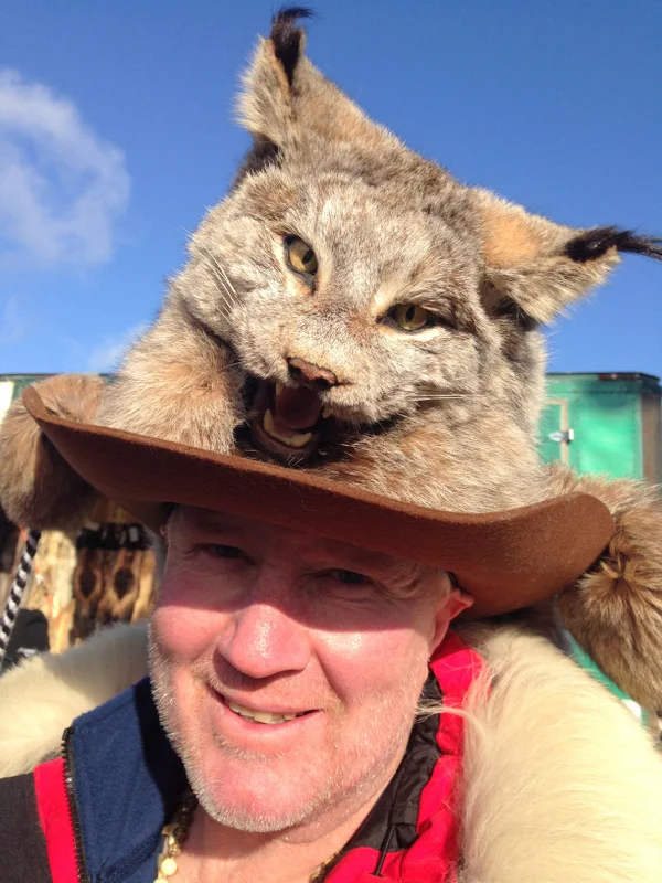 I can't even, y'all. If you saw how pink the inside of that lynx mouth was, you would faint. Assuredly. 