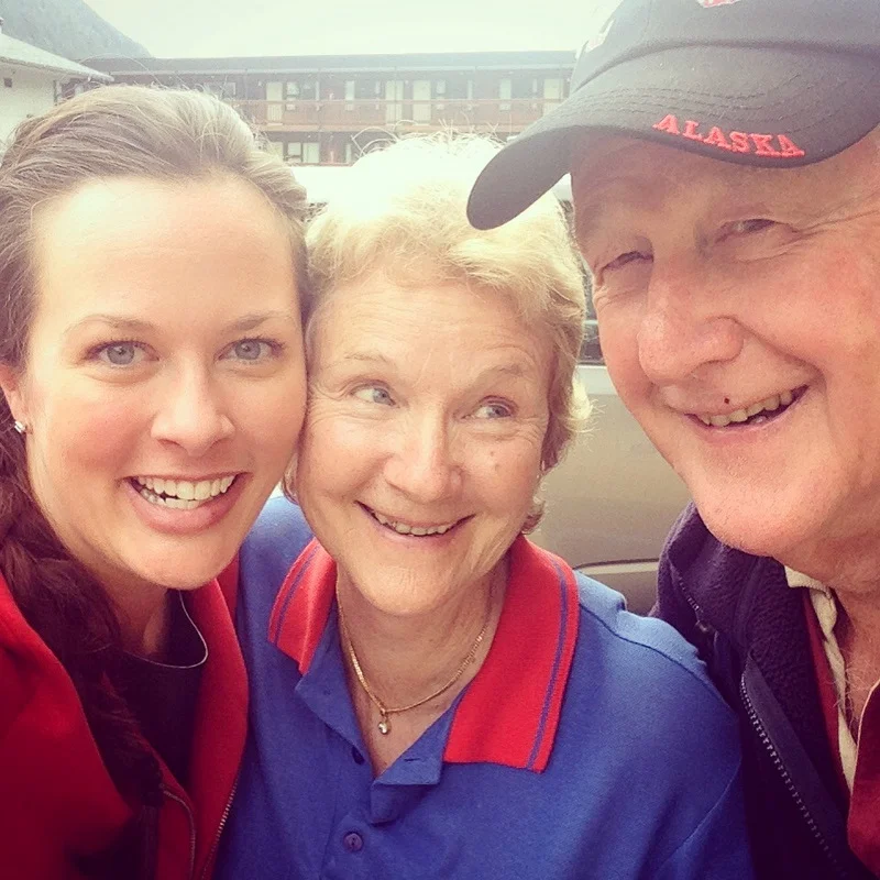 One must take a selfie with friends when they visit from halfway across the world! I just adore Barb's sweet expression in this picture. 