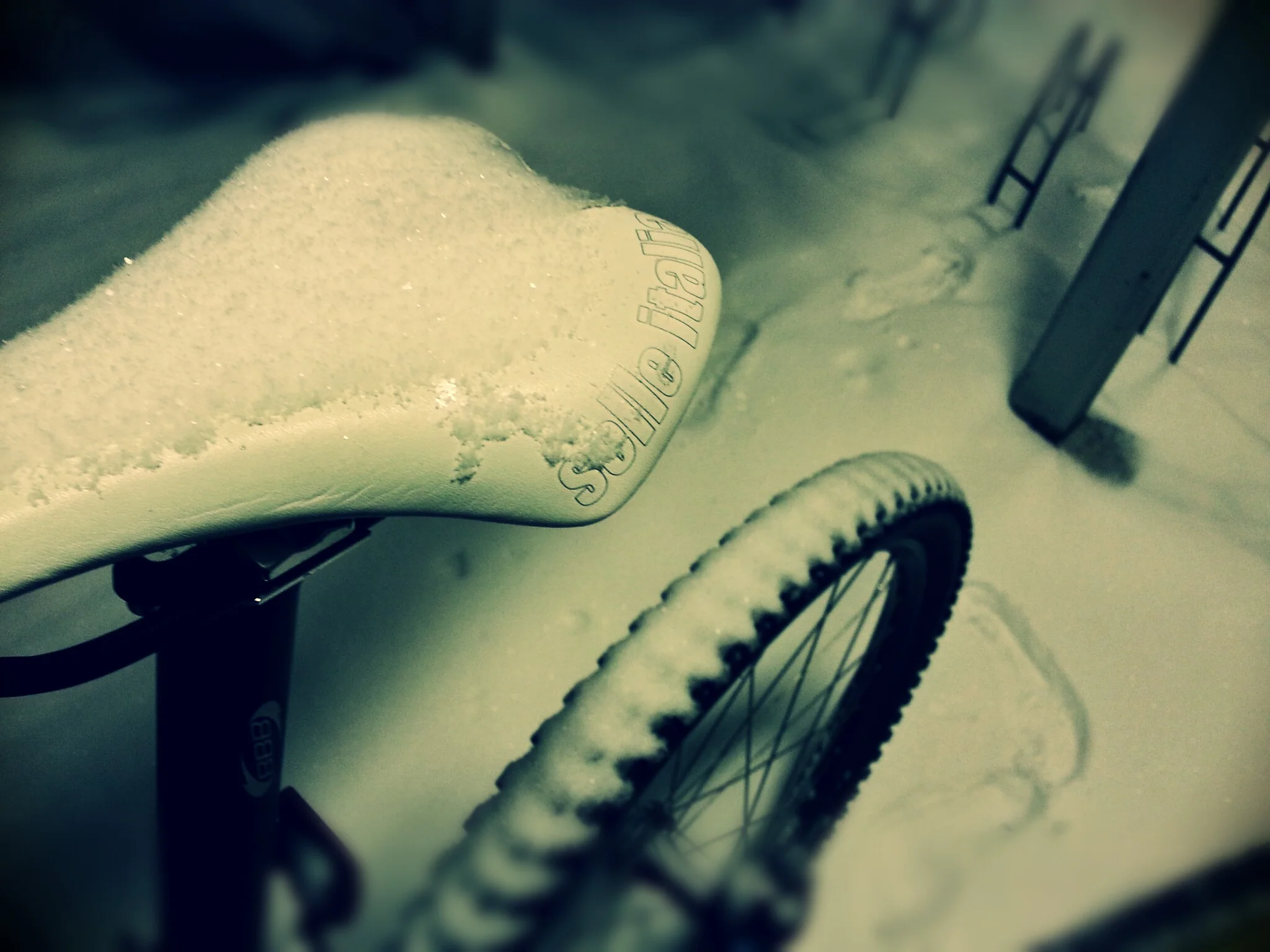 Cycling in snow part 2