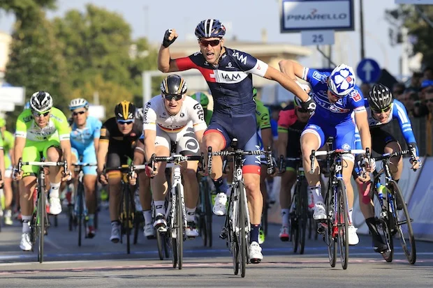 Matteo Pelucchi wins stage 2 of Tirreno-Adriatico