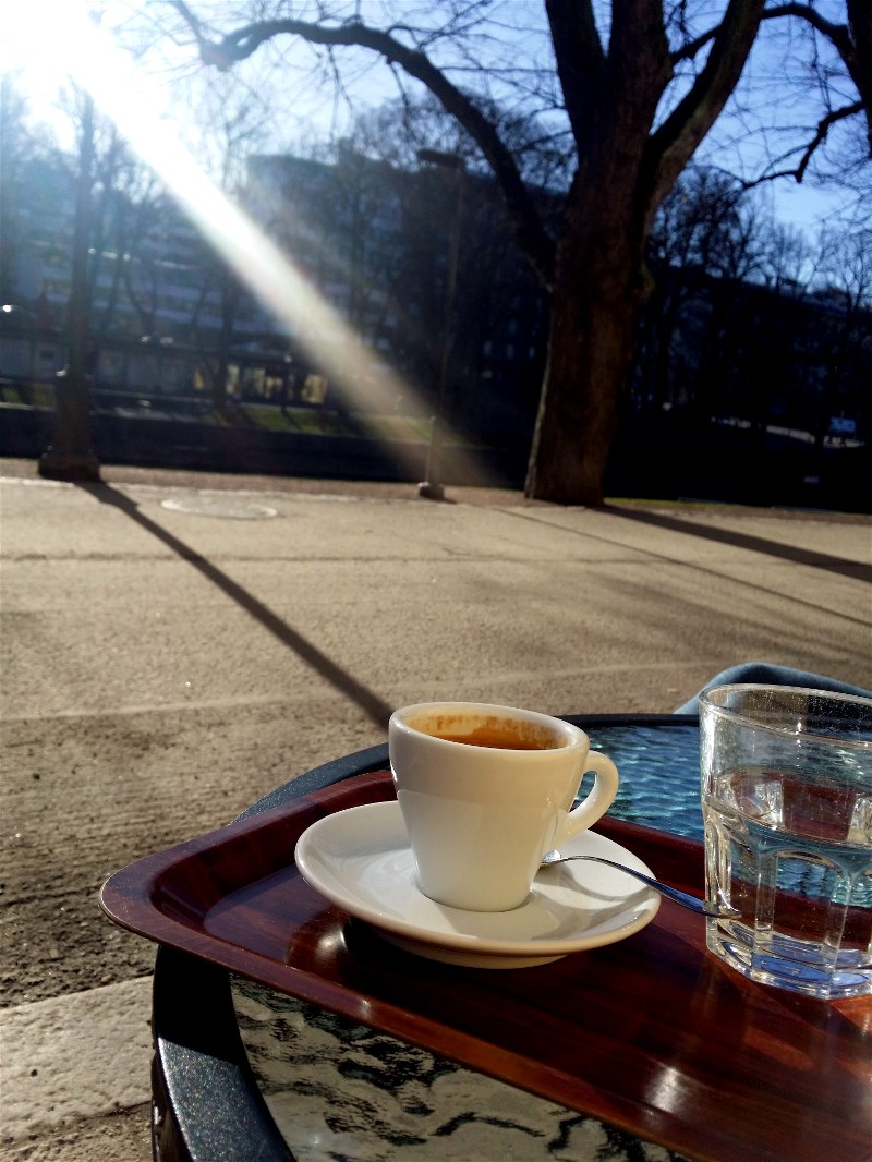 Morning coffee at the River Aura