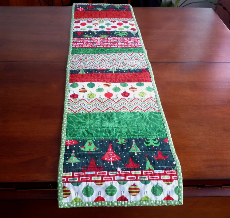 Reversible Holiday Runner
