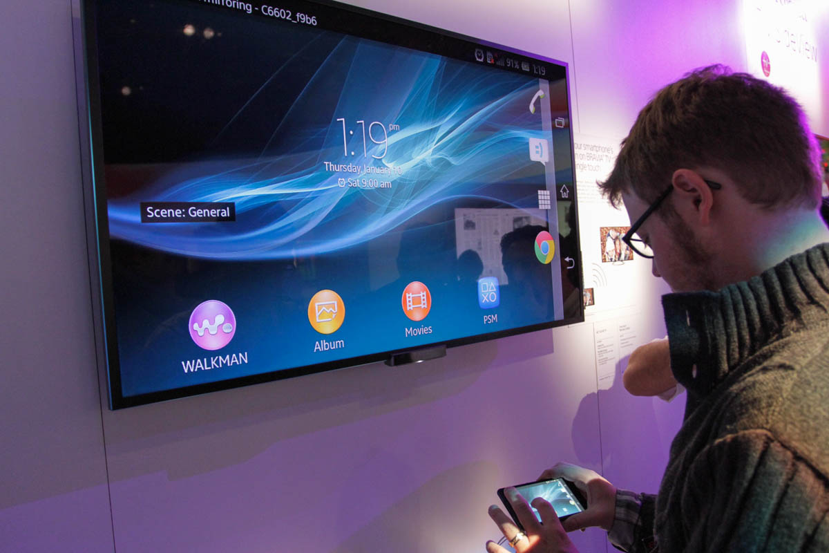 Bravia TV with Miracast from an Xperia Z phone
