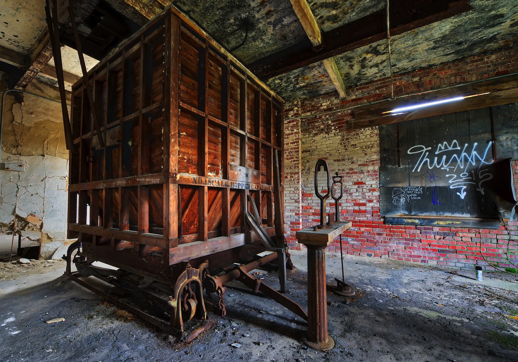 No. 1 Scale Hopper