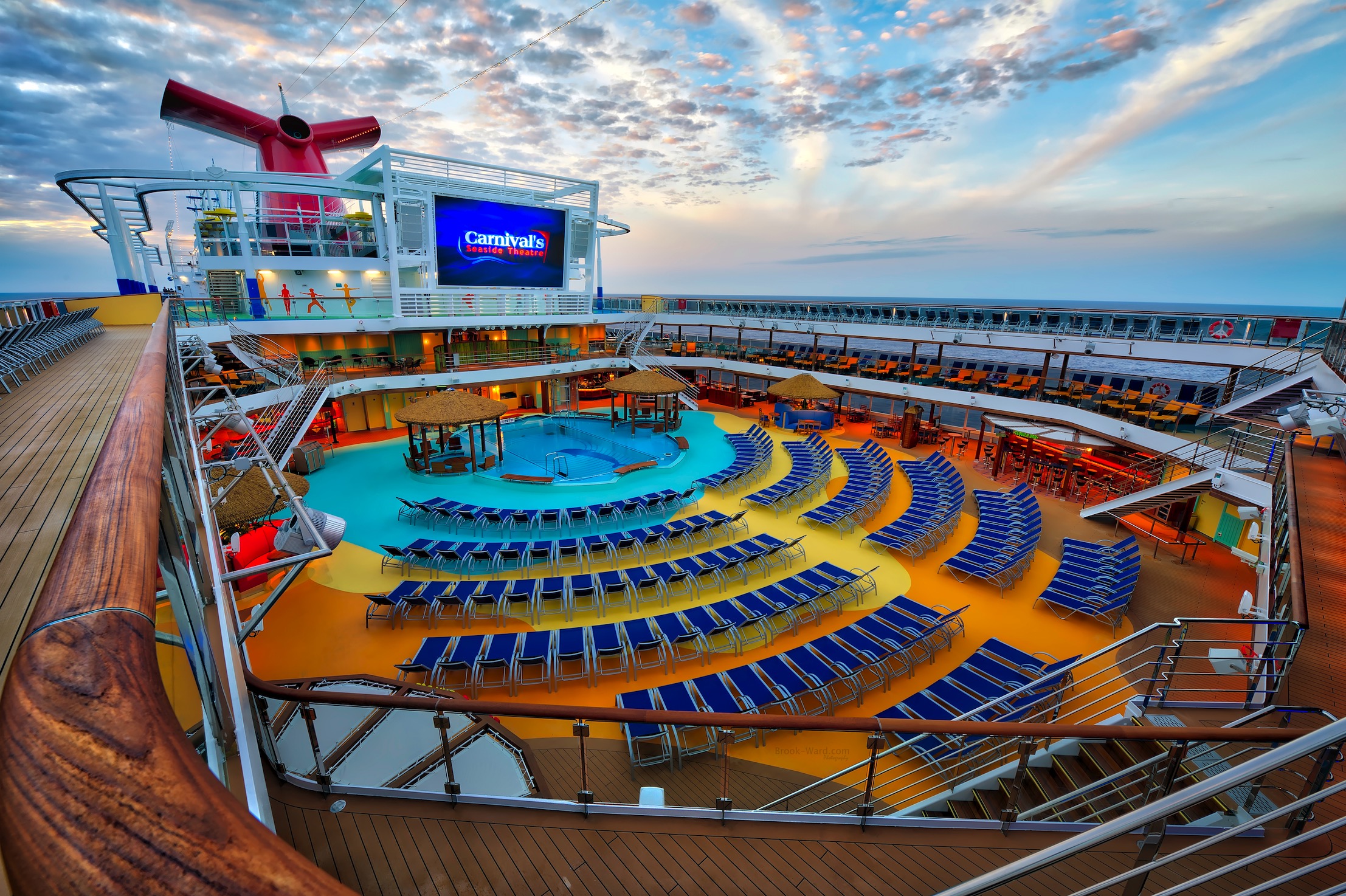 Carnival Vista Lido Deck