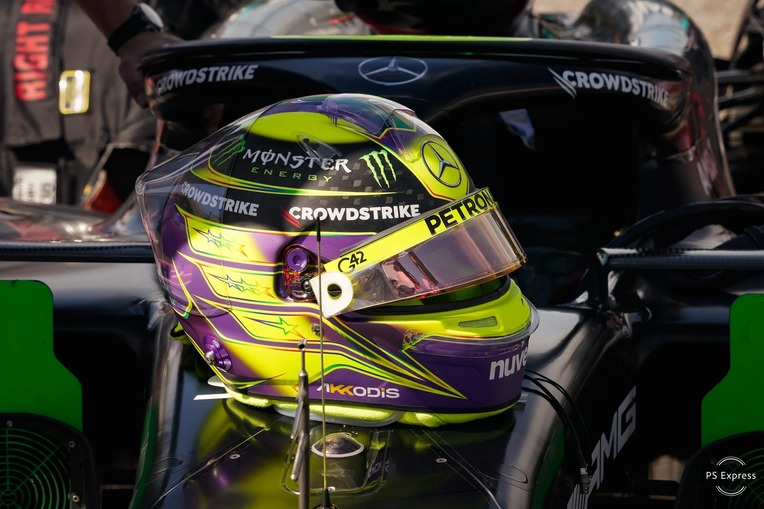 2023 USGP Grid Hamilton's helmit