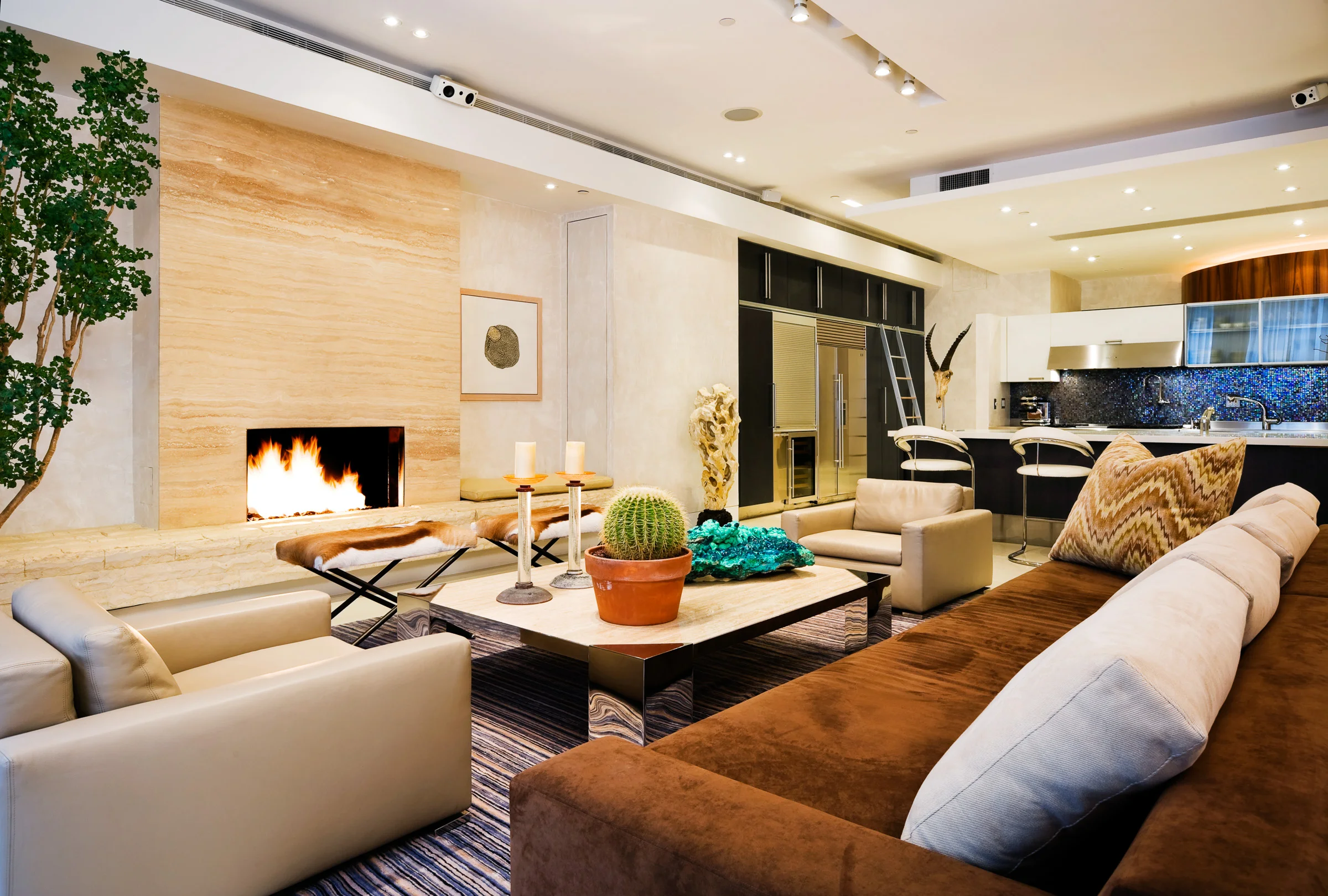 carlwooley_union-square-apartment_02.jpg