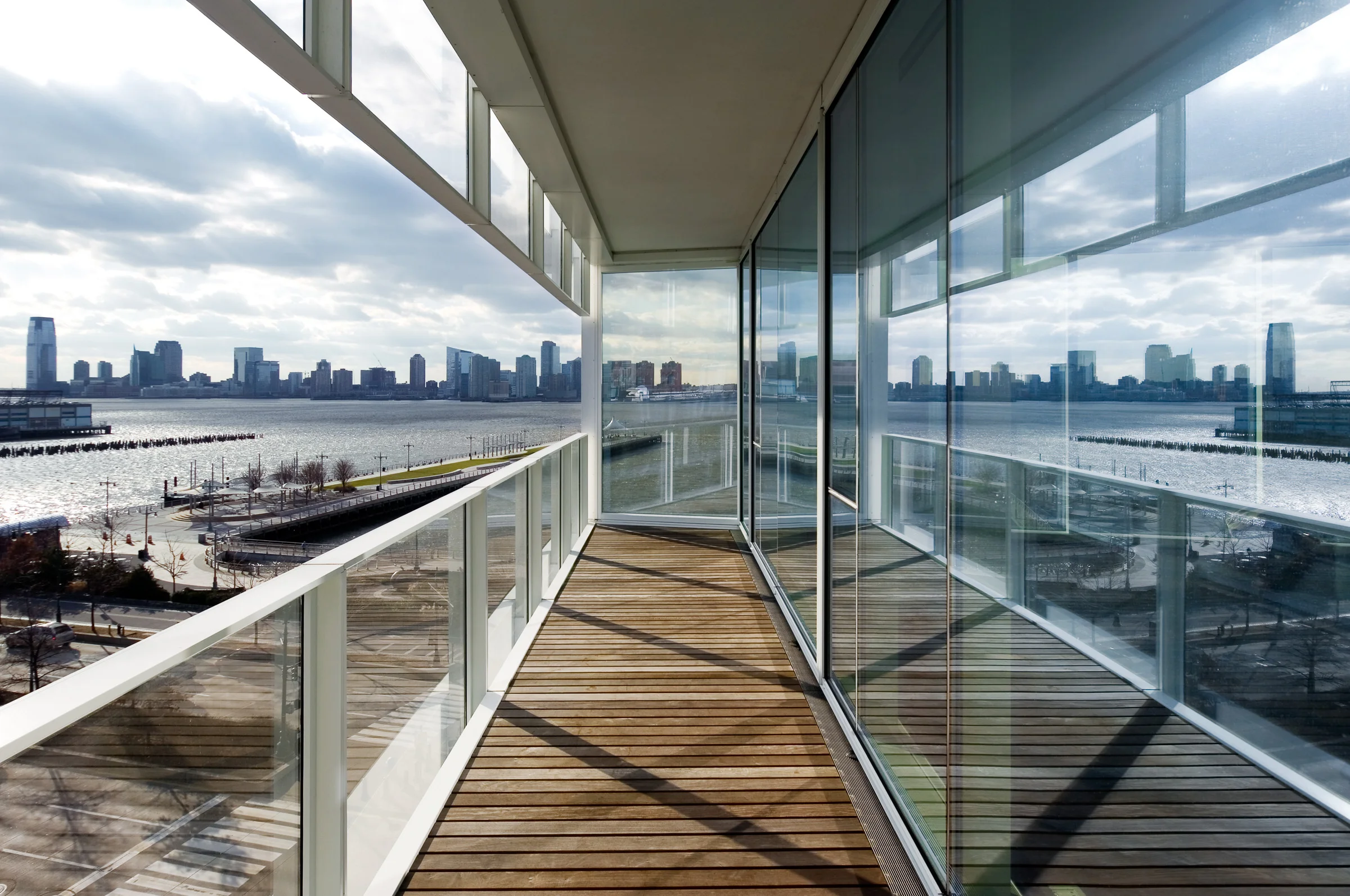 carlwooley_westside-condo_02.jpg