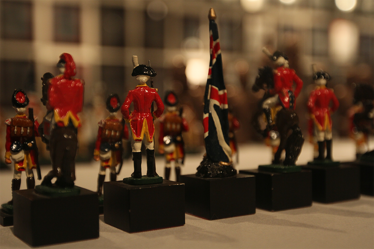 Revolutionary war themed set from World Chess Hall of Fame. 