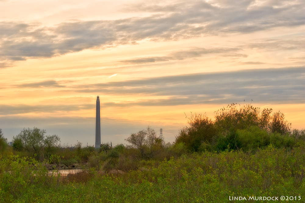 Sunset view of the San Jacinto Monument