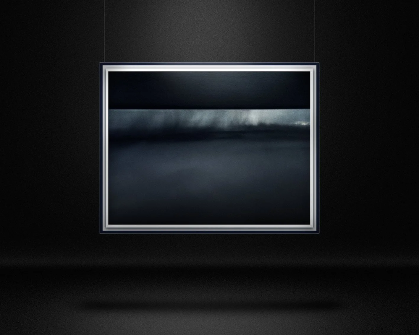 Horizont rain Black Wall small.jpg