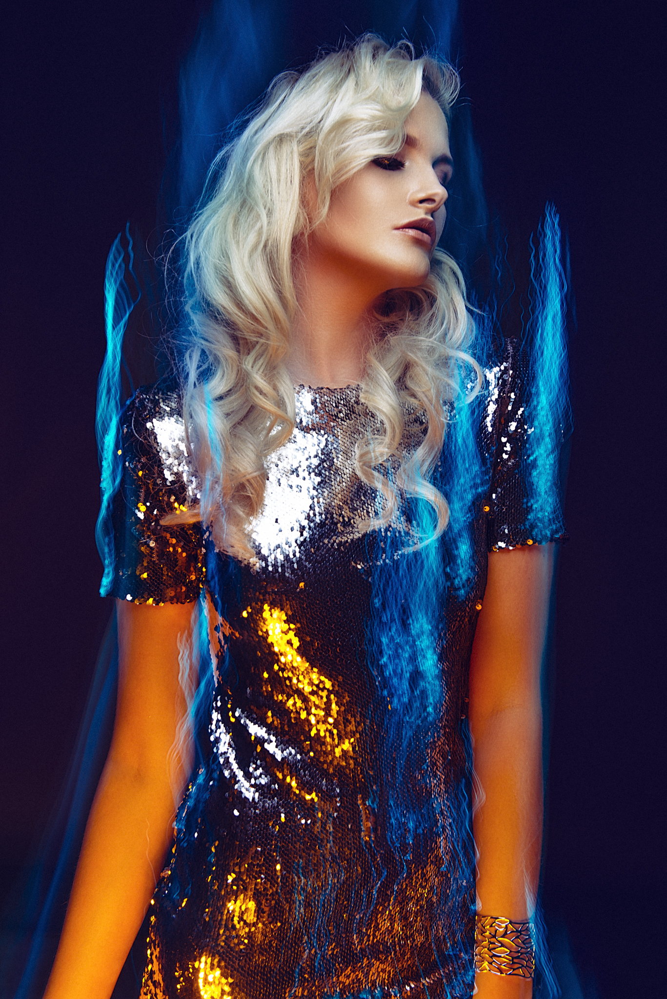 We played with a couple of colour variants on this setup but we were focused on creating contrast with colour.