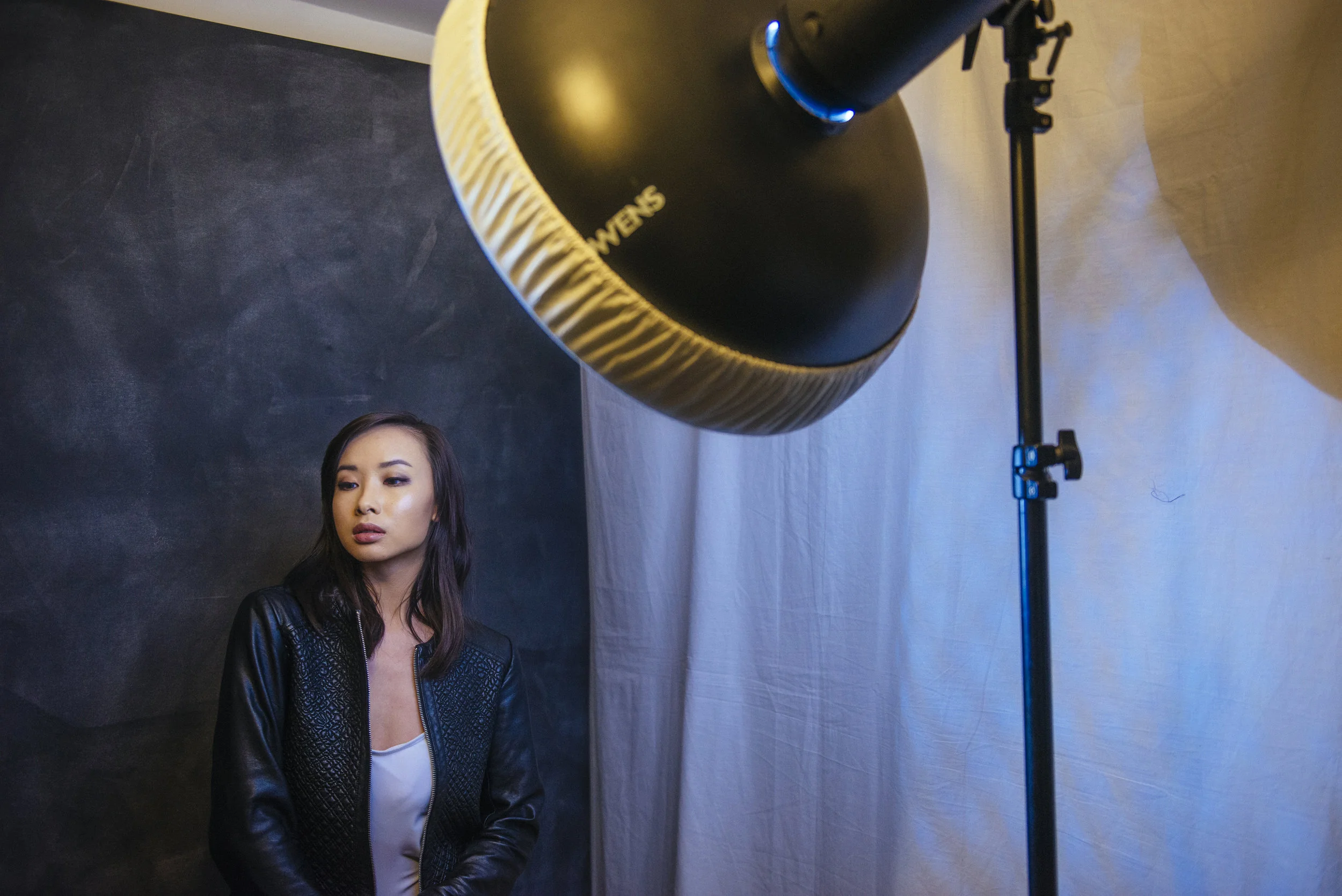 Setting up your keylight first is the best place to start and I prefer a beauty dish but a small softbox will also work.