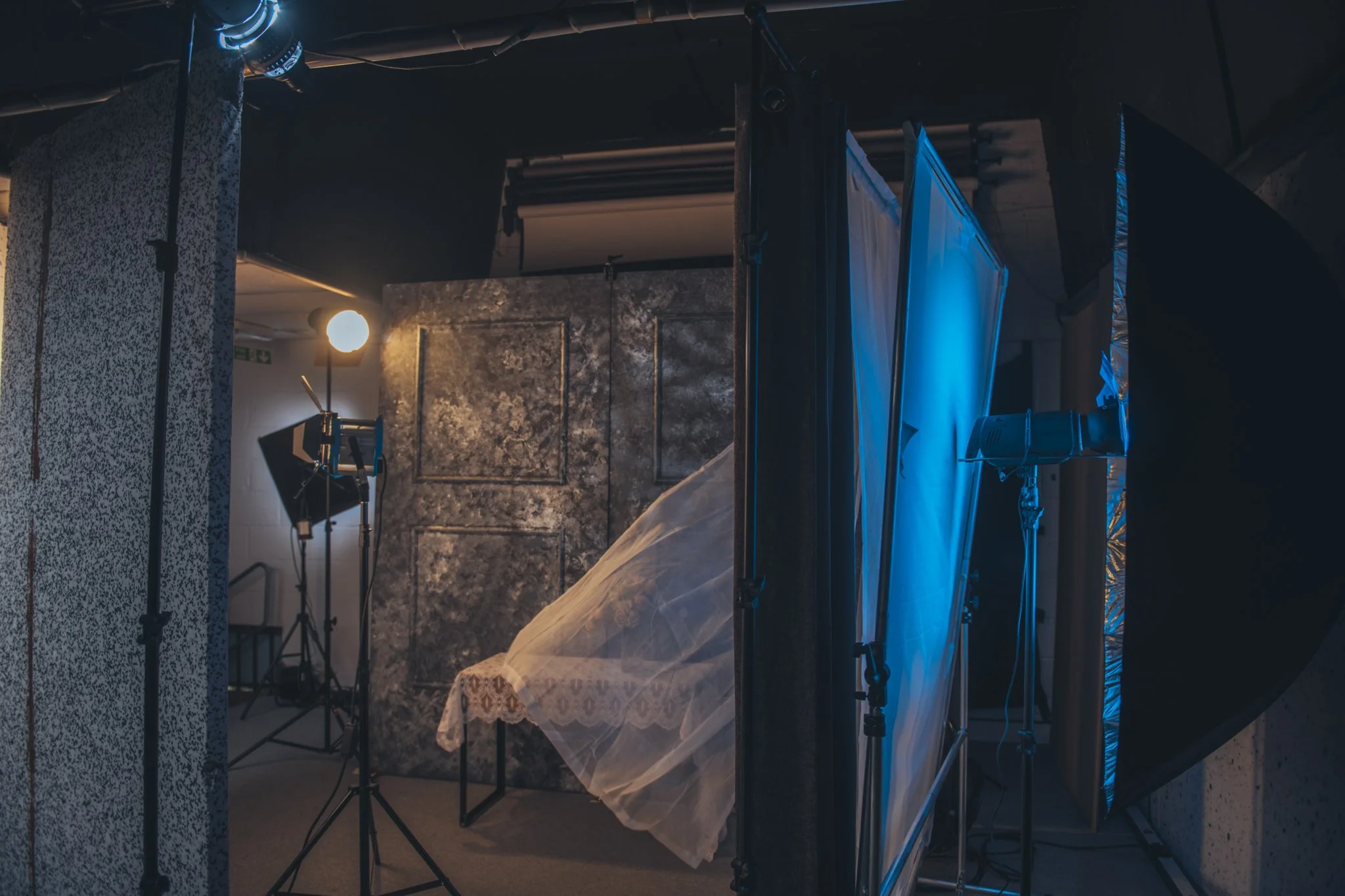 Lighting Setup: Using a DIY Scrim in the Studio — Jake Hicks Photography
