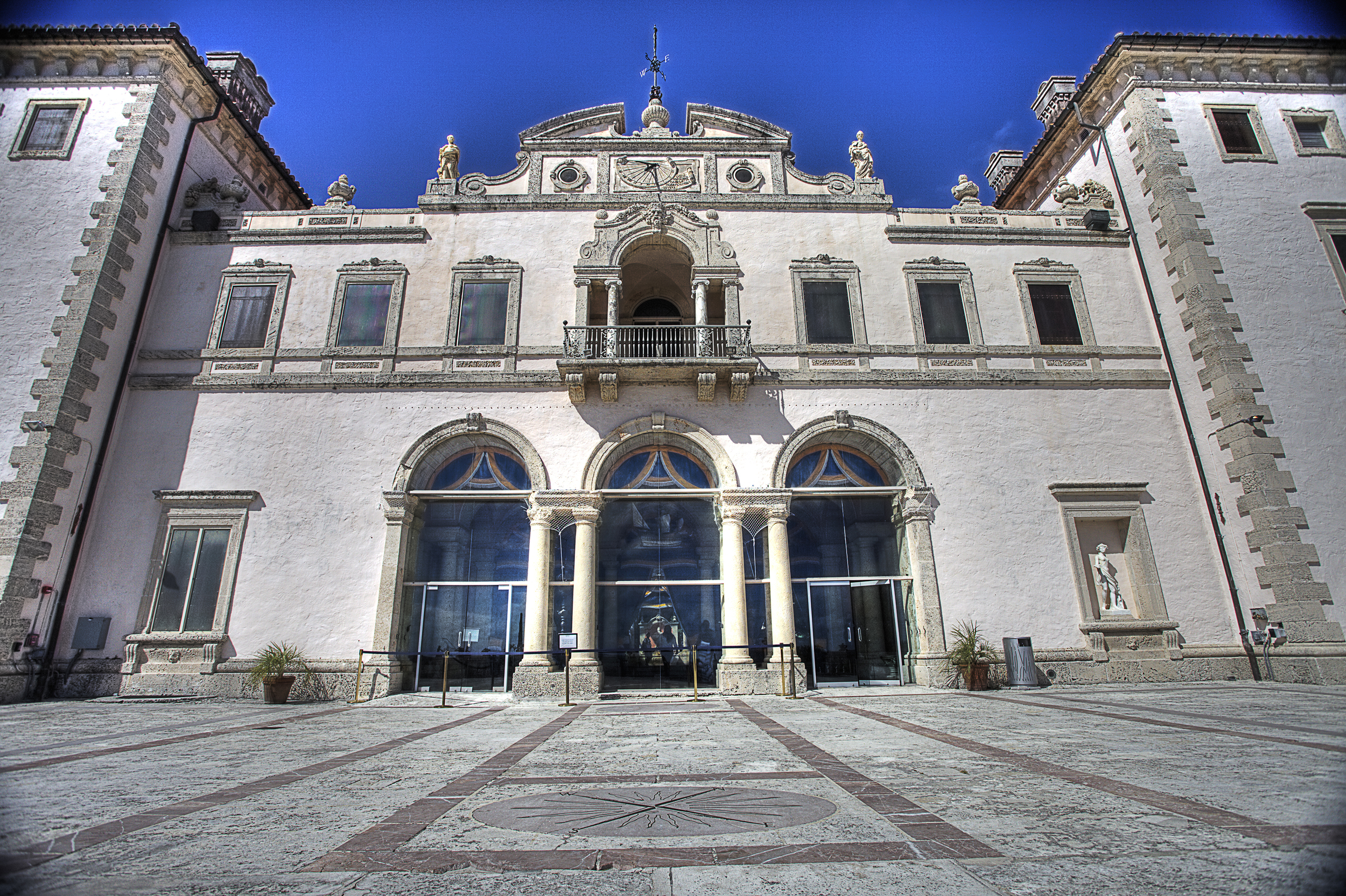 23_vizcaya_hdr.jpg