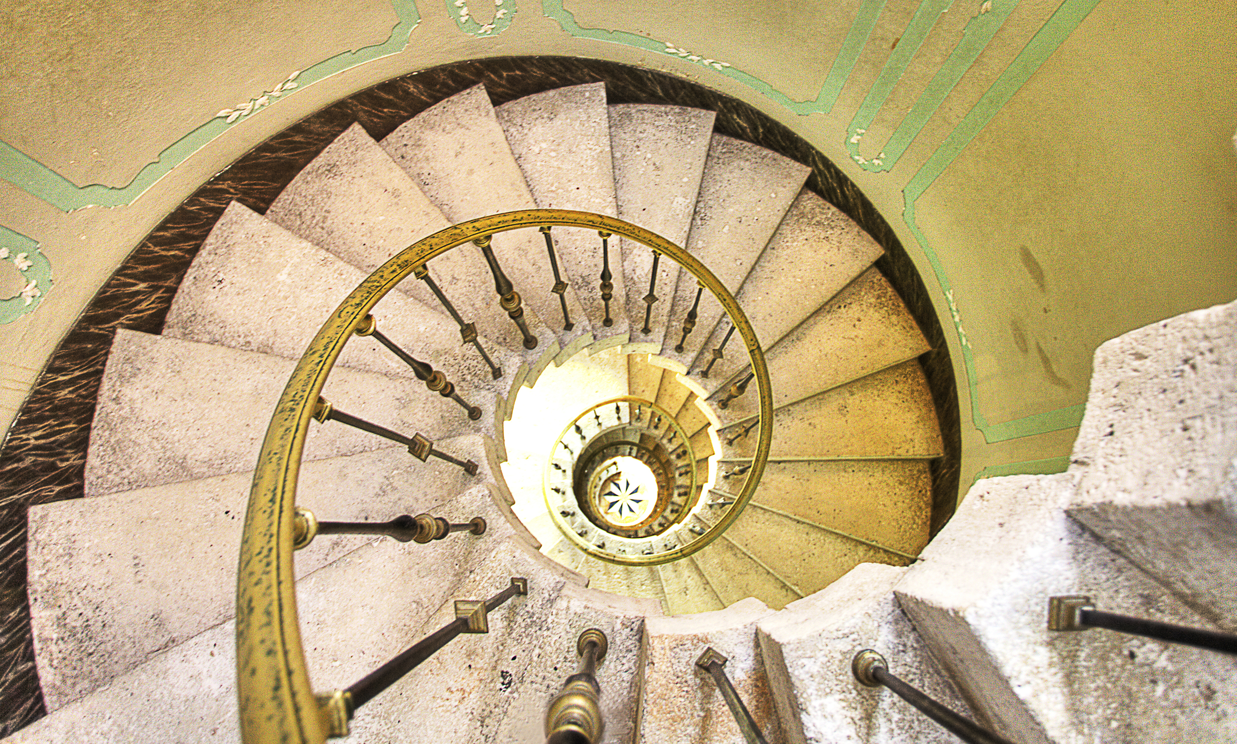 21_vizcaya_hdr.jpg