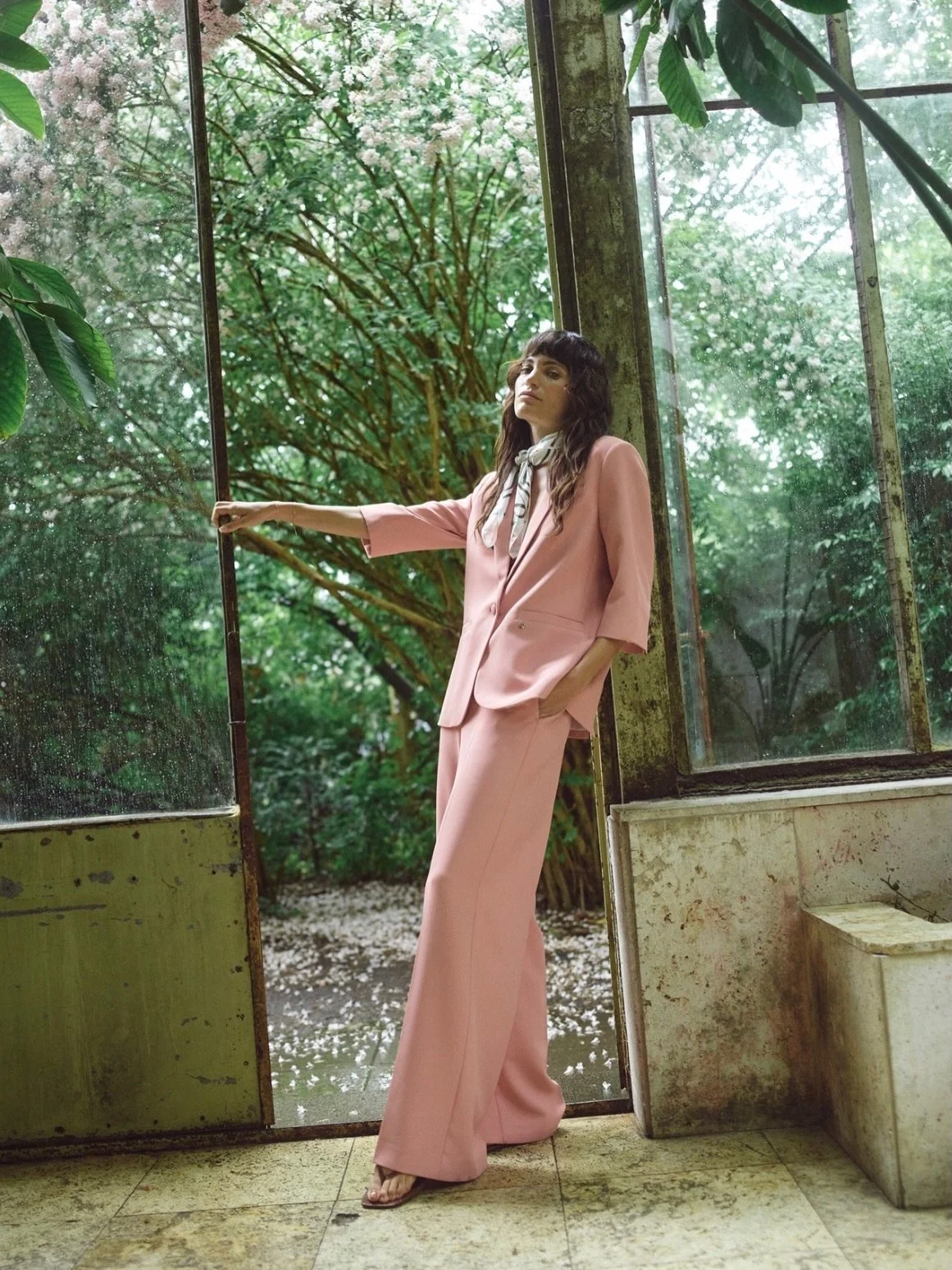 🐣🌸 Frohe Ostern, ihr Lieben 🌸🐣 

Wir lieben diese Zeit im Jahr &ndash; wenn alles neu beginnt und die Tage wieder heller werden ✨ 
Dieses Outfit in zartem Ros&eacute; ist wie gemacht f&uuml;r genau solche Momente 💕 

Ob gem&uuml;tlicher Osterbru