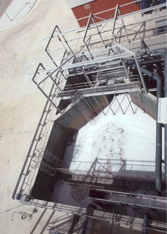 Paint De-Sludge Pool