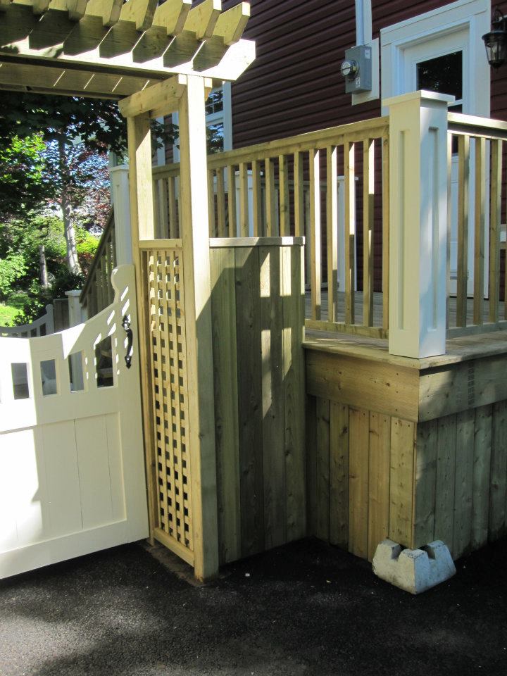 Step and Arbour 3.jpg