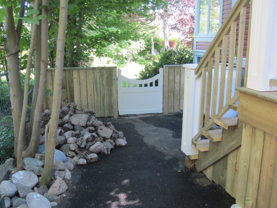 Step Arbour and Gate 2.jpg