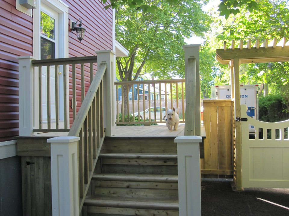 Step and Arbour 5.jpg
