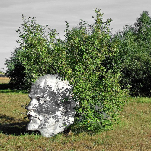 lenin head in field.jpg