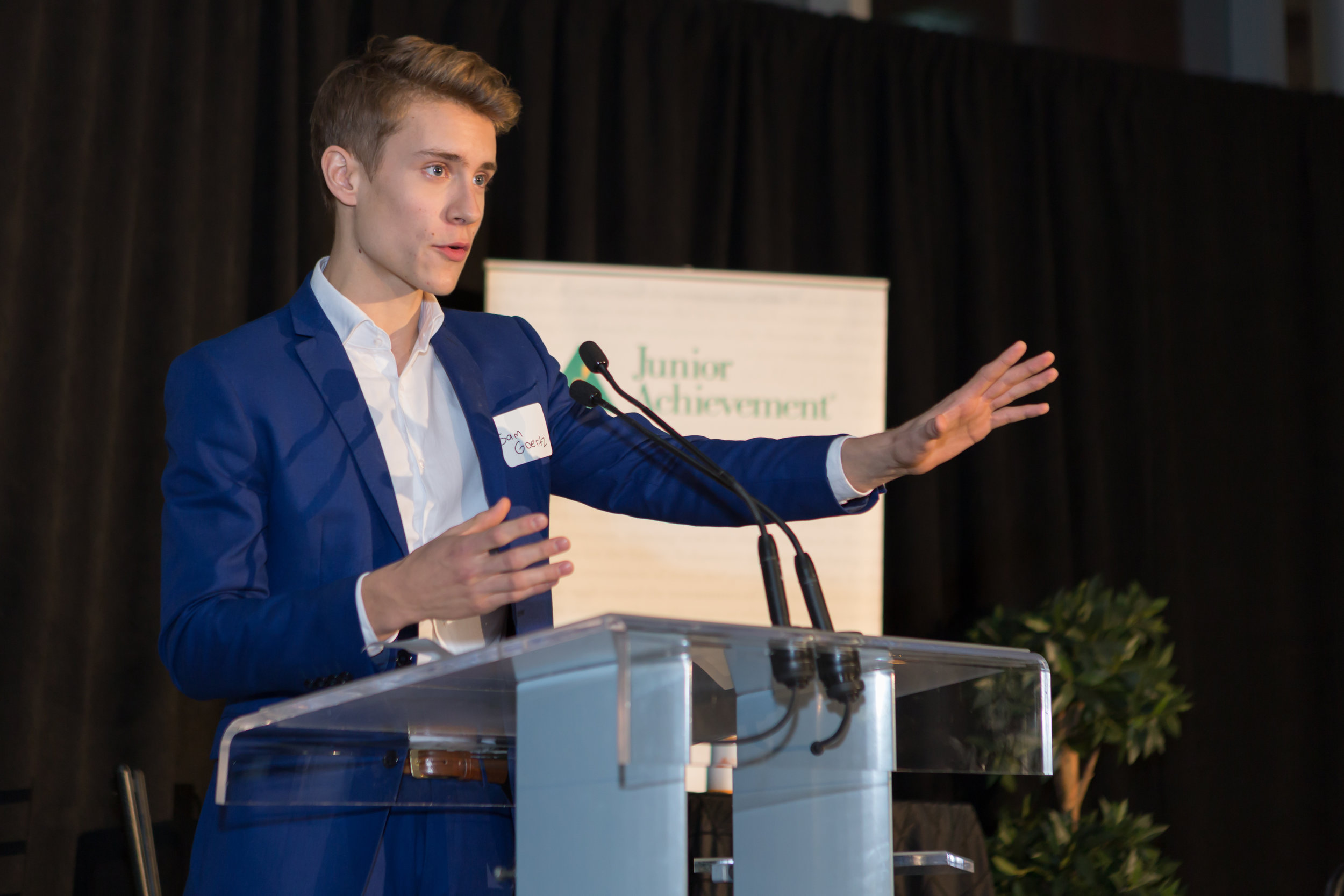 brett-wilson-110-db.jpg