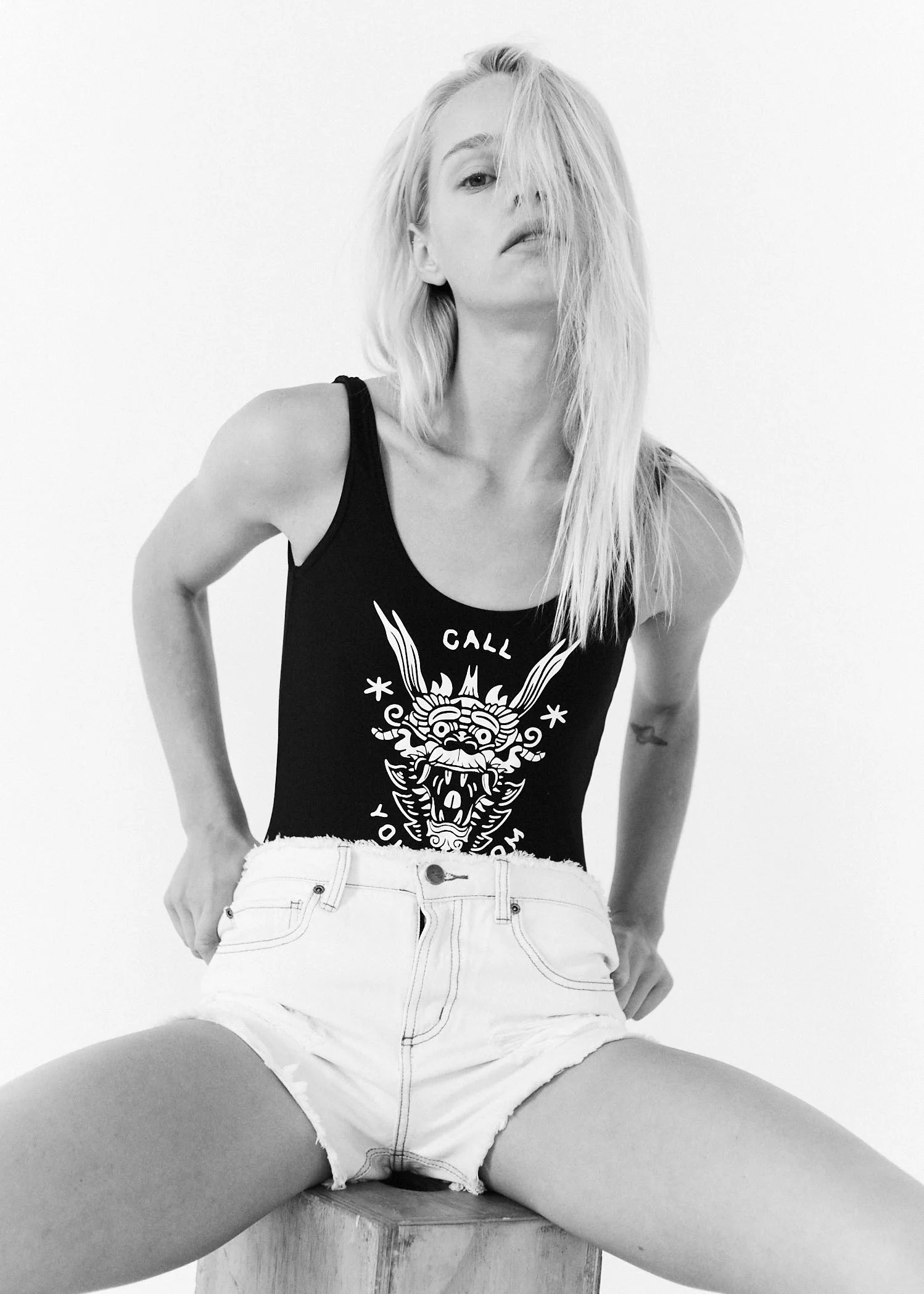 RVCA1104.jpg