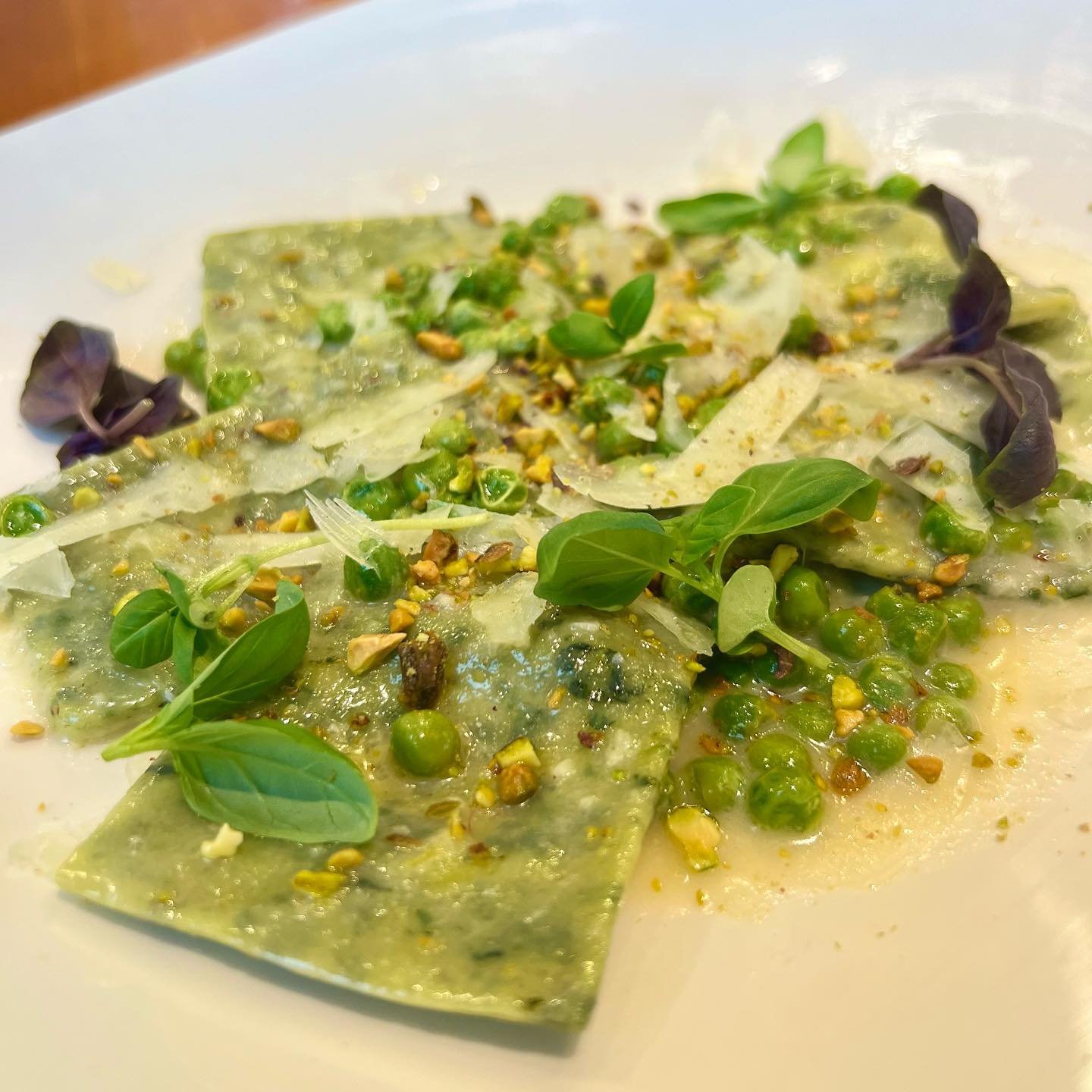 🎉Presenting NEW mouth watering additions to the Boat Bar menu 😋 Homemade Spinach Ricotta Ravioli &amp; Homemade Hummus with seasonal vegetables, grilled pita and crackers. Members- dine with us Wednesday-Saturday 5:30pm-8:30pm!

Stay tuned for our 