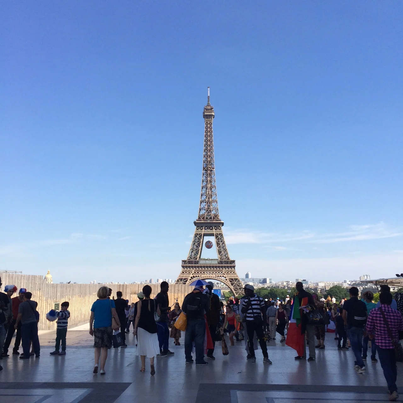 Throwback to Paris & the heart of France. 