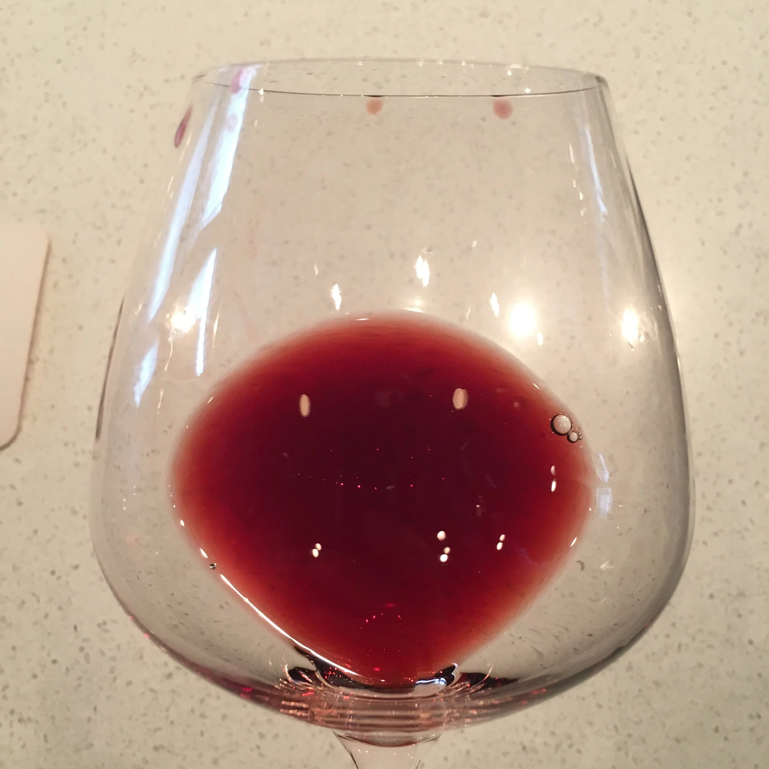 Blind Tasting 8 wines using the Deductive Tasting Grid.