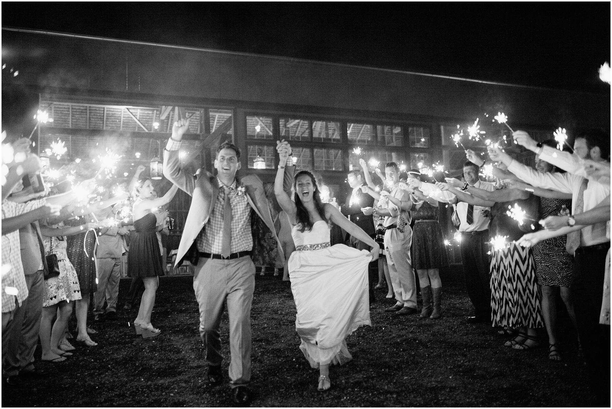 423-0719-225509-KatieandChris-Riverside on the Potomac Leesburg VA Wedding Photographer.jpg