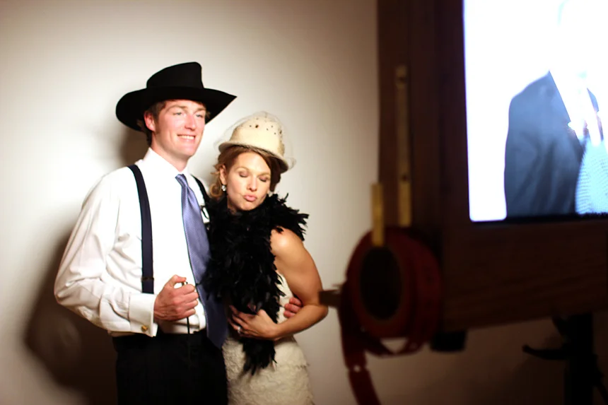 The bridge and groom take a Fotio selfie!