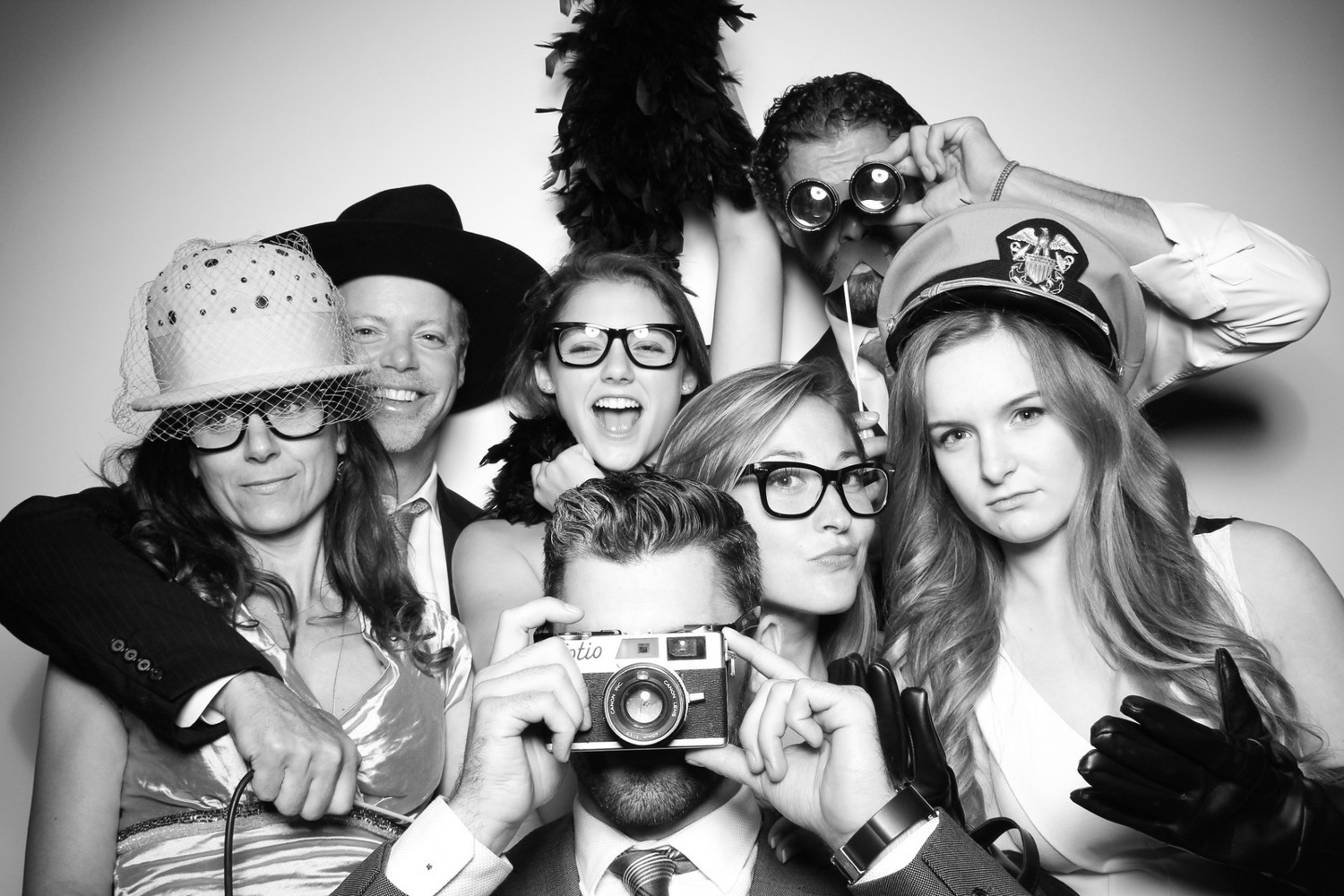 Check out all of our fun vintage themed props and #fotio nerd glasses!