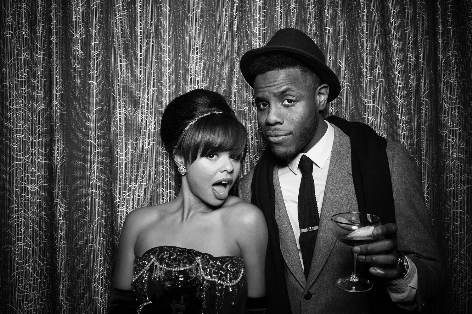 Vintge_Holiday_Party_Photo_Booth_Chicago_Gatsby_20s_Theme.jpg