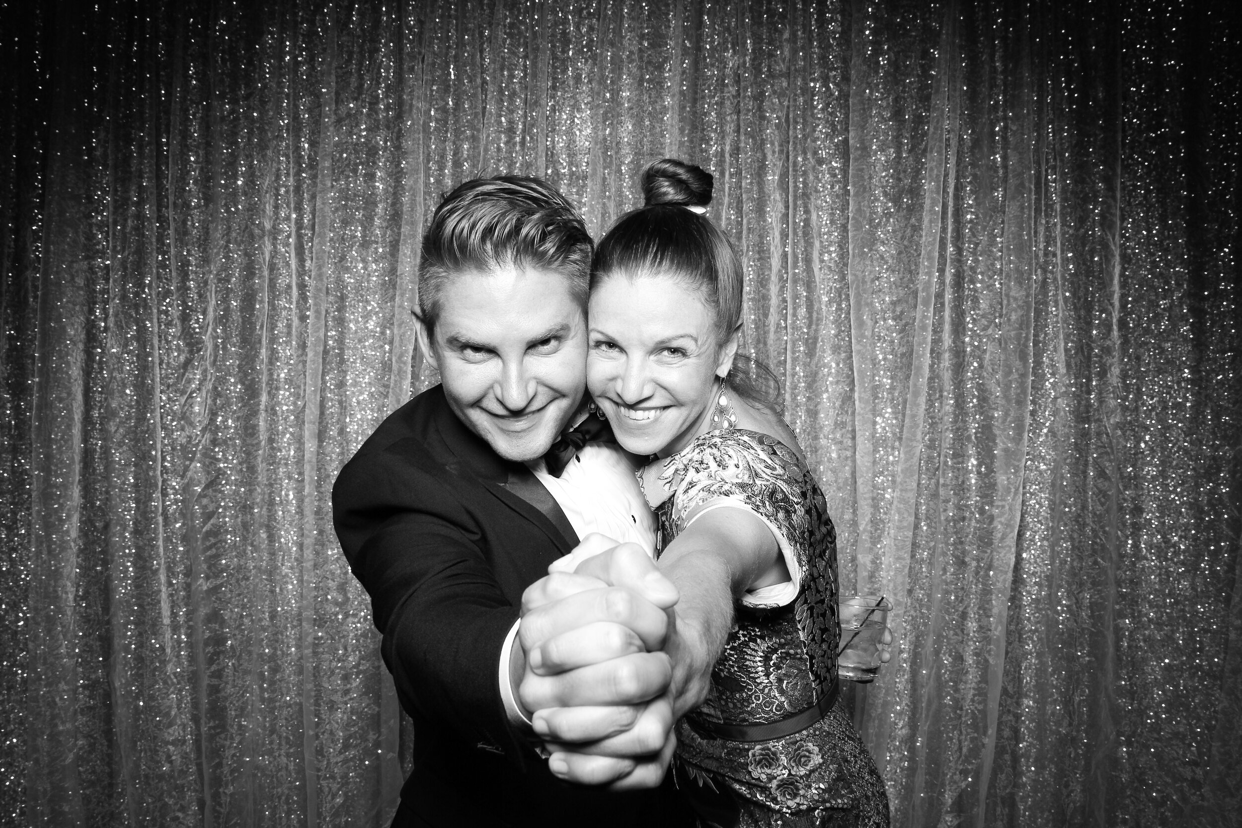 Chicago_Vintage_Wedding_Photobooth_Country_Club_14.jpg