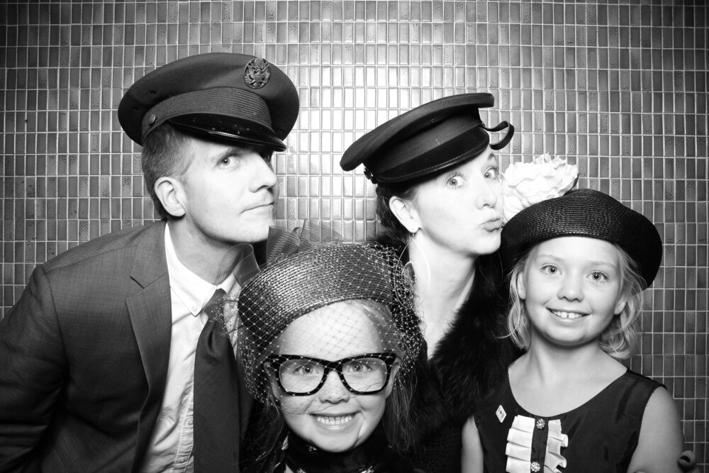 Travel_Themed_Wedding_Chicago_Gay_Photo_Booth_Northerly_Islands02.jpg