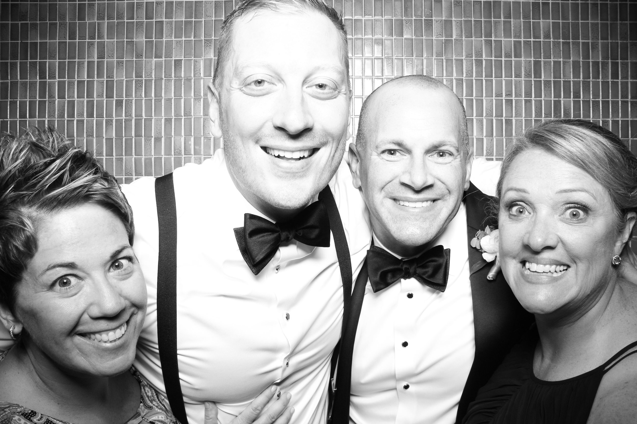 Travel_Themed_Wedding_Chicago_Gay_Photo_Booth_Northerly_Islands22.jpg