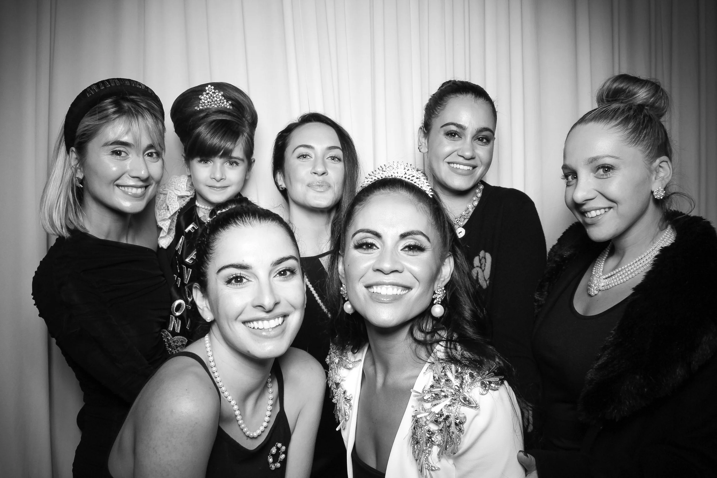 Fotio-Chicago-Alpine-Banquet-Bridal-Shower-Bride-Photography-Vintage-PhotoBooth-Corporate-4.jpg