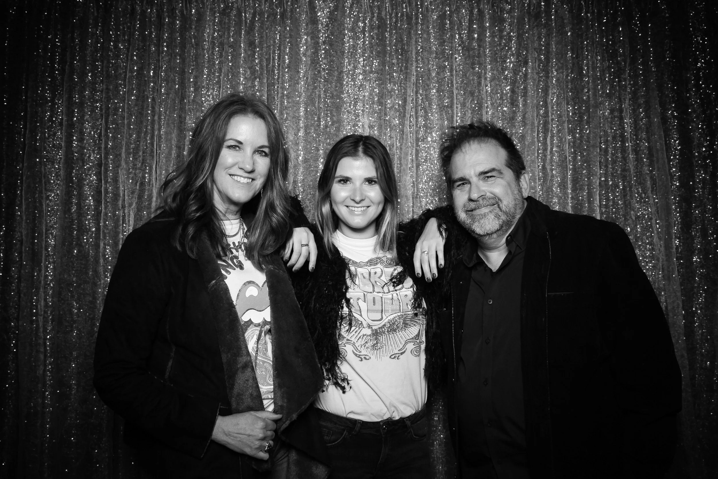 fotio-thalia-hall-pilsen-photobooth-chicago-anniversary-party-photographer-16.jpg