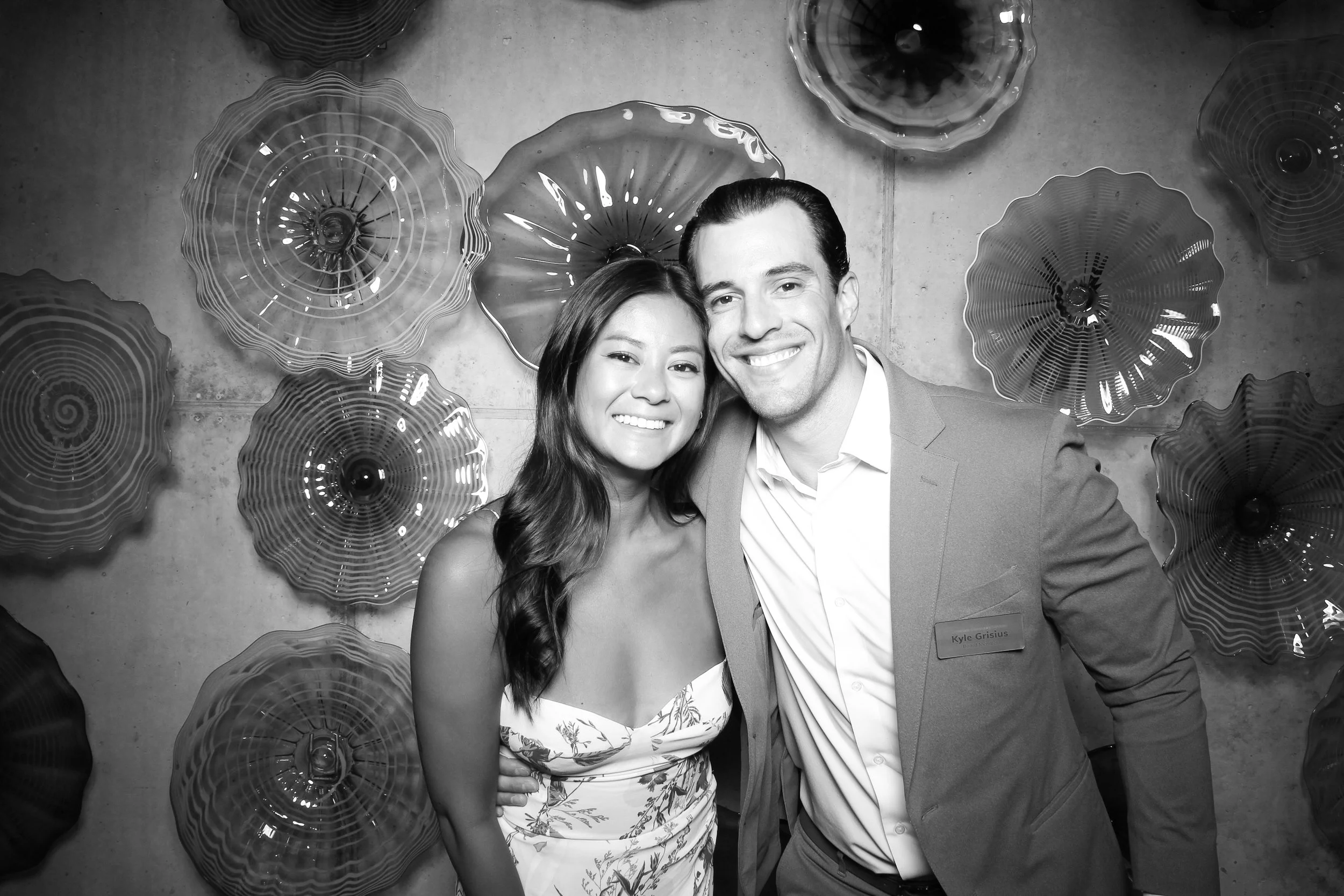 Ignite_Glass_Studio_Photo_Booth_Fundraiser_07.jpg
