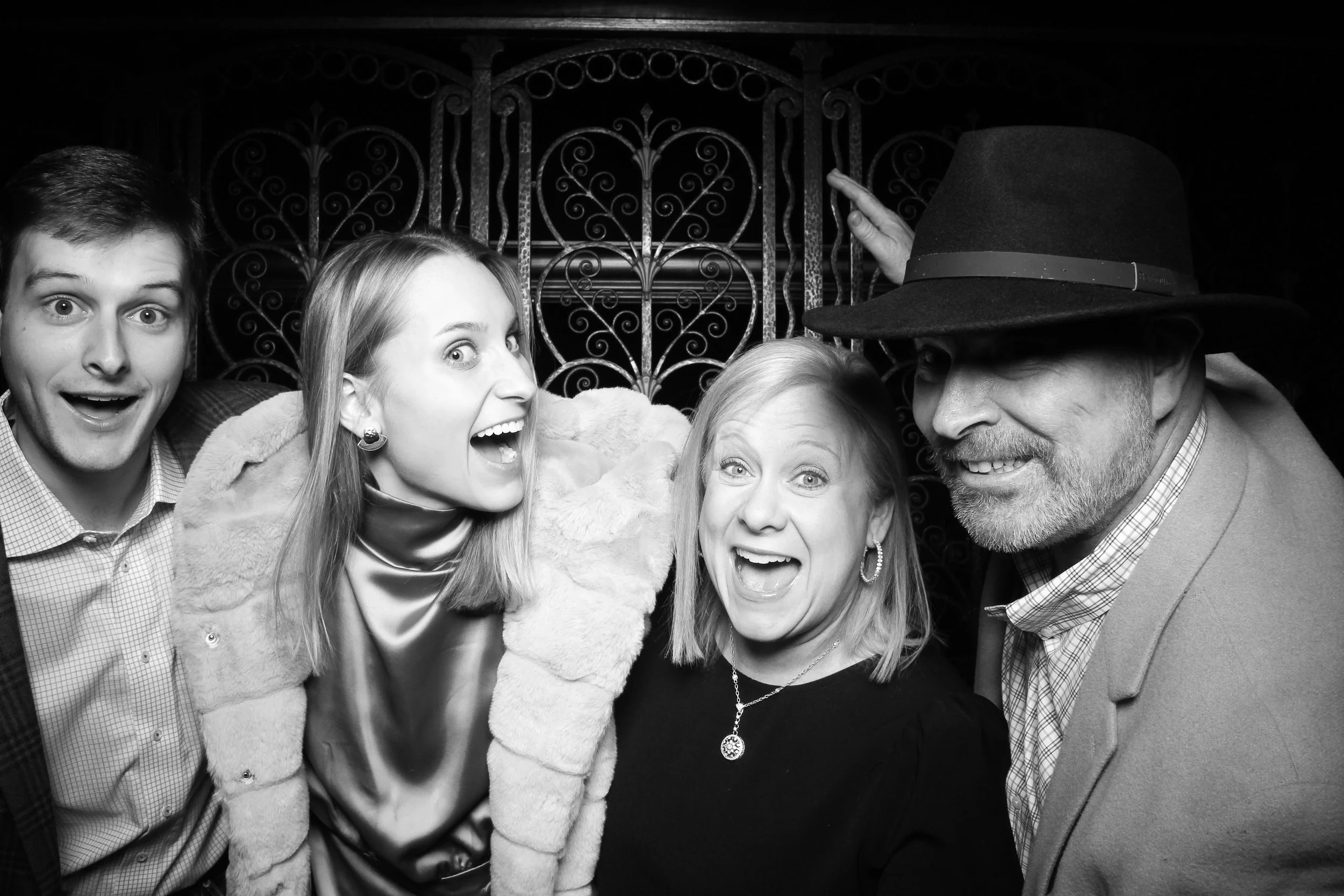 Untitled_Chicago_Speakeasy_Photo_Booth_005.jpg