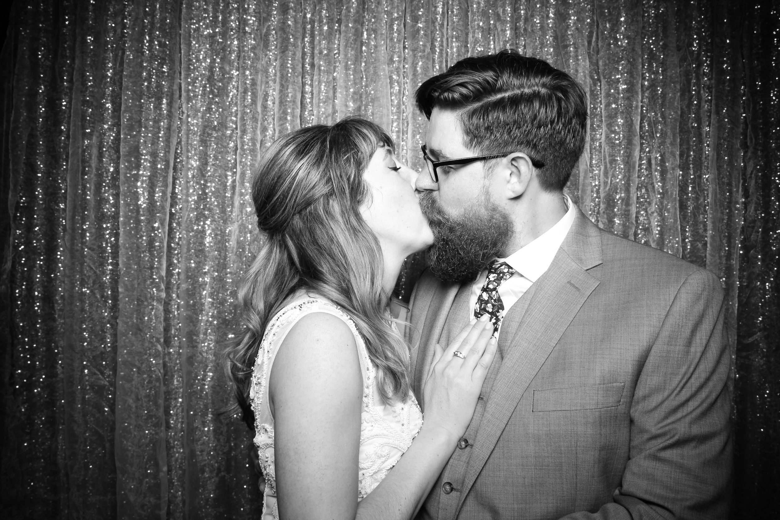 Chief_Oneills_Wedding_Photo_Booth_Avondale_Chicago_024.jpg